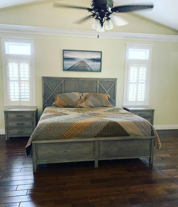 Majestic Newly Renovated Home Surrounded By Greenery Grants Pass Esterno foto